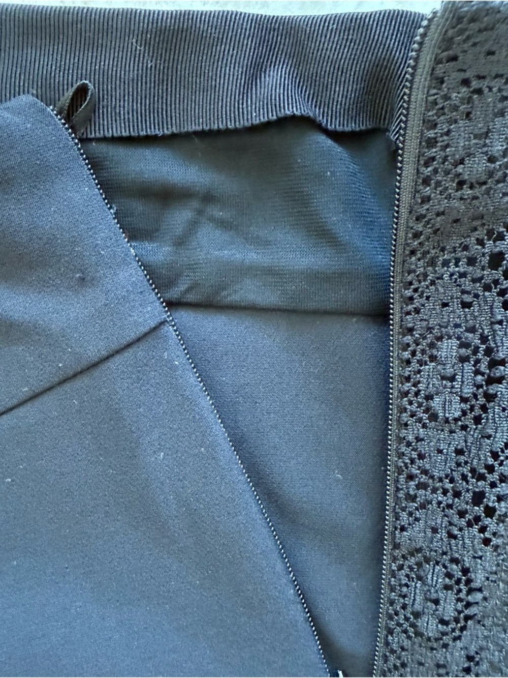 Escada women pants with laces details size 40 or 10 US Authentic - Picture 8 of 8